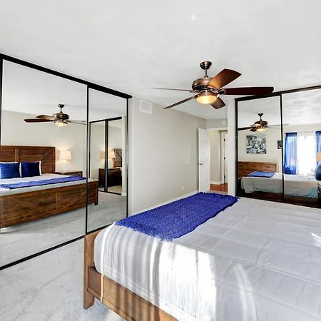 Bright Fun Spacious Home With Pool Лас-Вегас Экстерьер фото